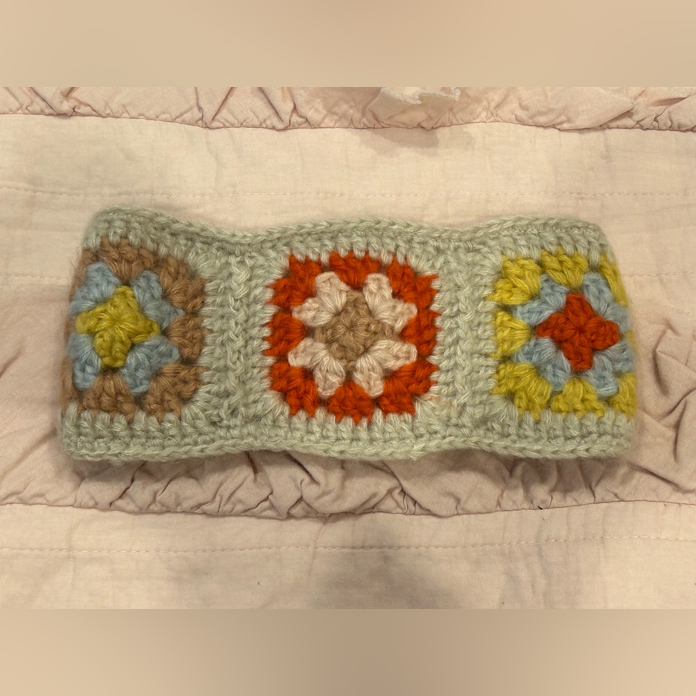 Floral Knit Ear Warmer 🌸